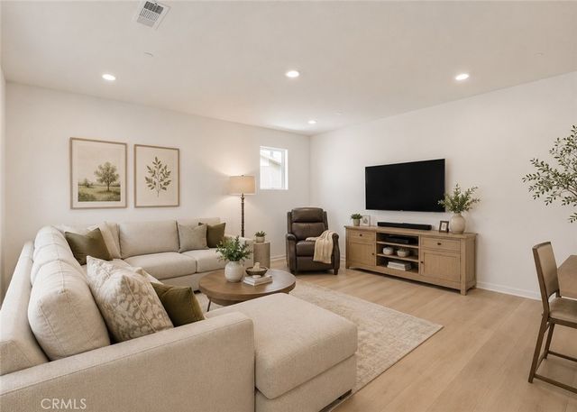 2269 Stelamar, Corona, CA 92883
