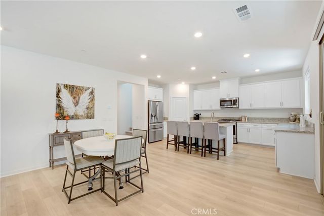 2269 Stelamar, Corona, CA 92883