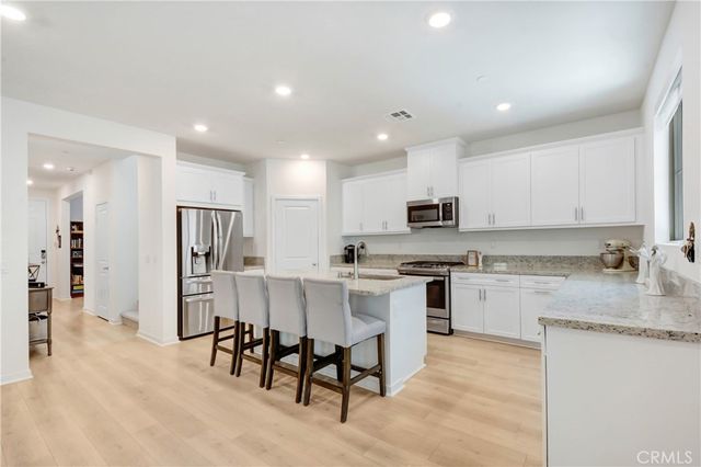 2269 Stelamar, Corona, CA 92883