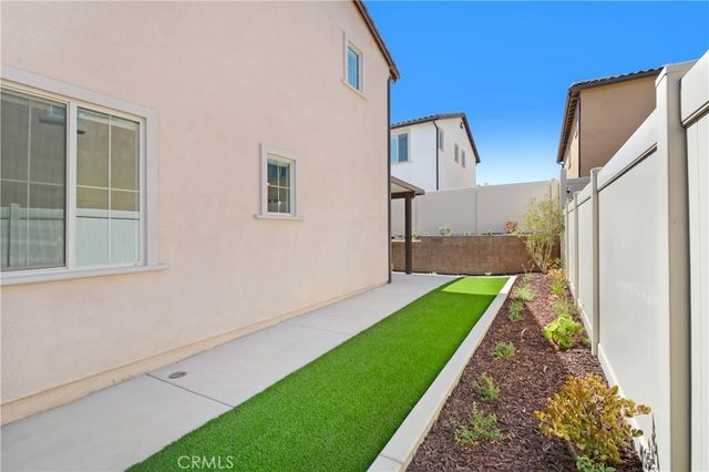 2269 Stelamar, Corona, CA 92883