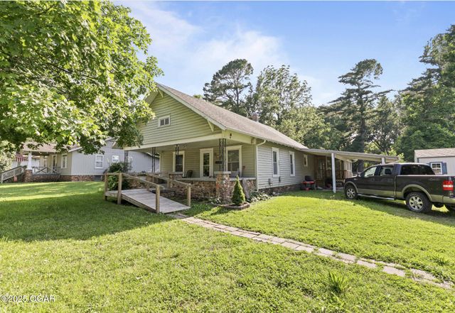 510 Freeman Road, Neosho, MO 64850