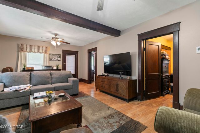 510 Freeman Road, Neosho, MO 64850