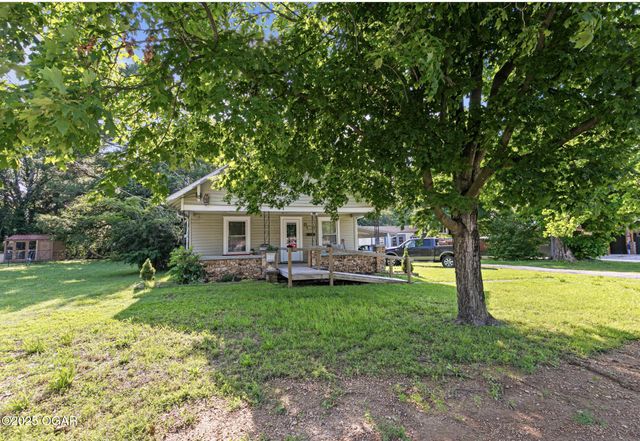 510 Freeman Road, Neosho, MO 64850