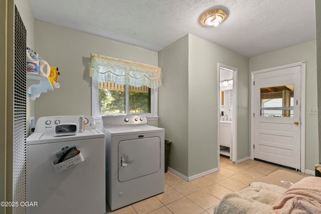 510 Freeman Road, Neosho, MO 64850