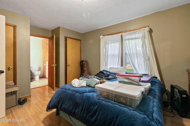 510 Freeman Road, Neosho, MO 64850