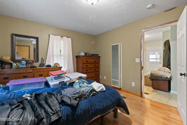 510 Freeman Road, Neosho, MO 64850