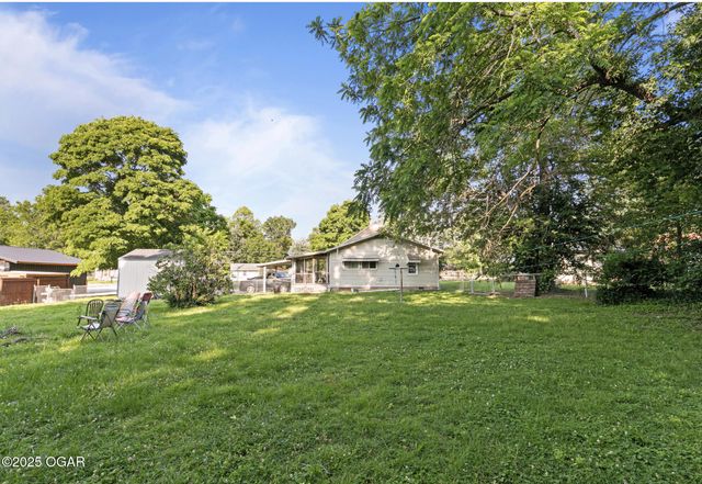 510 Freeman Road, Neosho, MO 64850