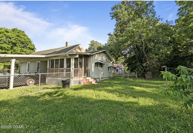 510 Freeman Road, Neosho, MO 64850