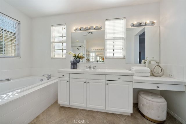 661 Lavender, Azusa, CA 91702