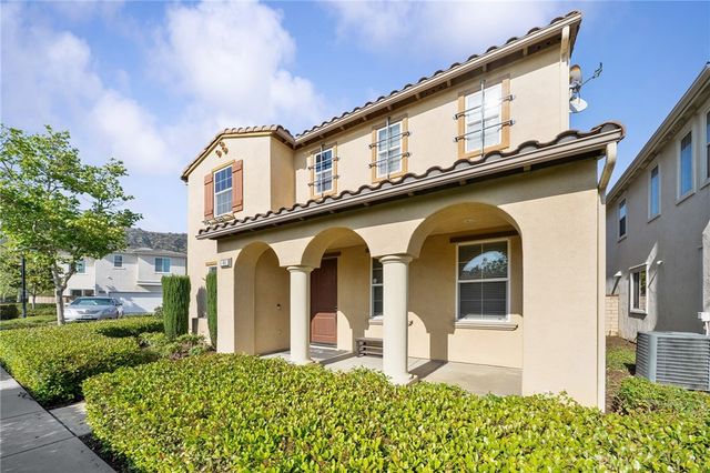 661 Lavender, Azusa, CA 91702