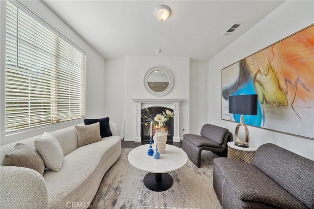 661 Lavender, Azusa, CA 91702