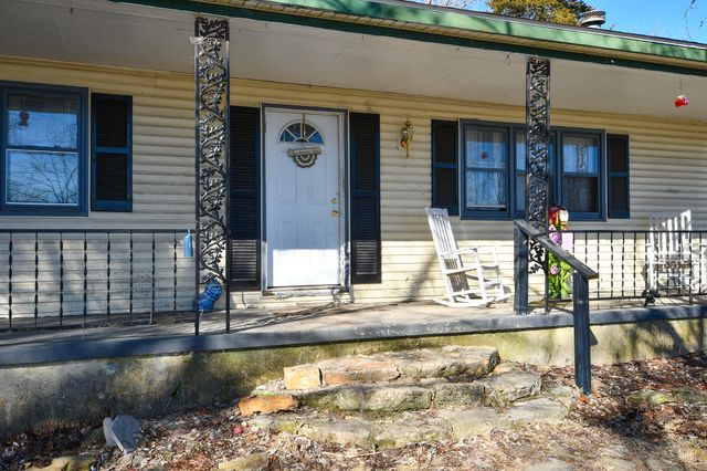 4195 State Highway W, Marshfield, MO 65706