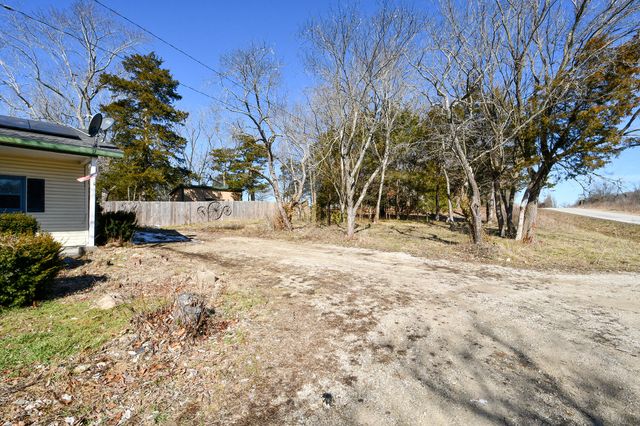 4195 State Highway W, Marshfield, MO 65706