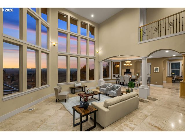 3246 Nw CHAPIN Dr, Portland, OR 97229