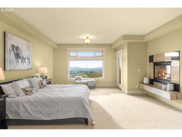 3246 Nw CHAPIN Dr, Portland, OR 97229