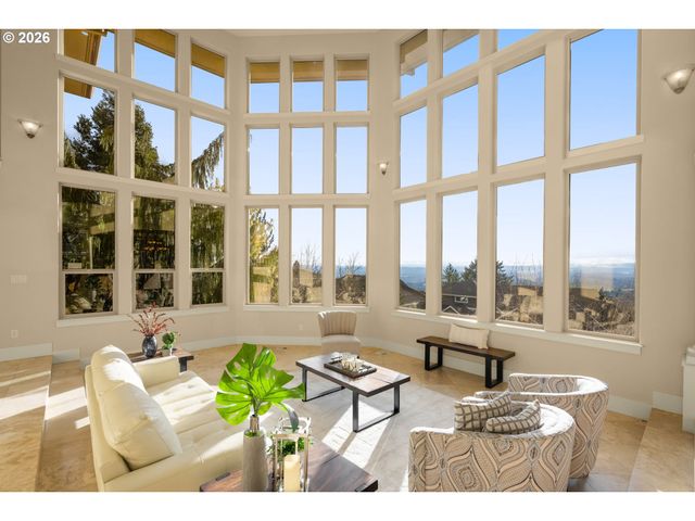 3246 Nw CHAPIN Dr, Portland, OR 97229