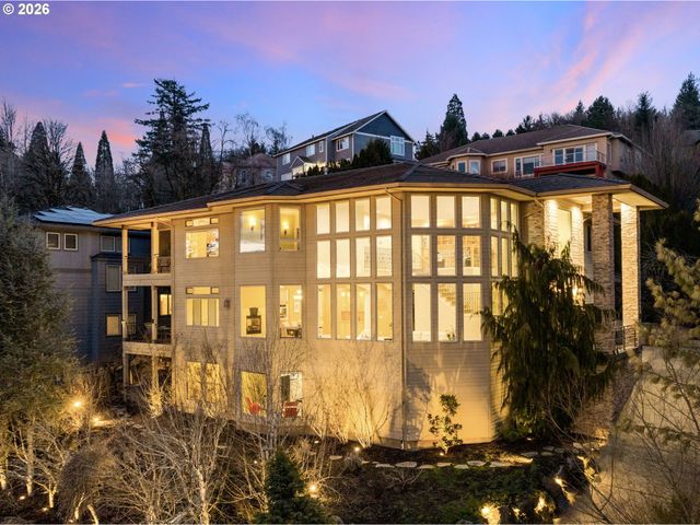 3246 Nw CHAPIN Dr, Portland, OR 97229