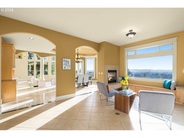 3246 Nw CHAPIN Dr, Portland, OR 97229