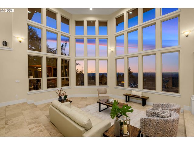 3246 Nw CHAPIN Dr, Portland, OR 97229