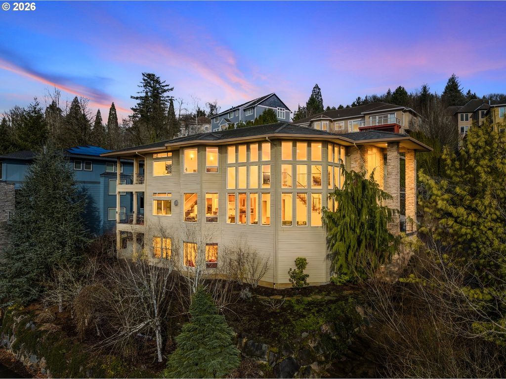 3246 Nw CHAPIN Dr, Portland, OR 97229