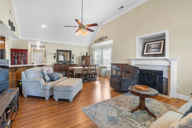 288 Briarstone Drive, Rossville, GA 30741