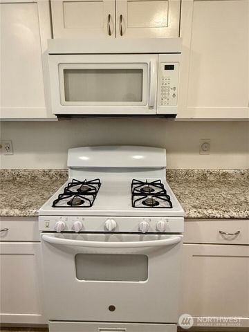 609 Grant Lane SW, Tumwater, WA 98512