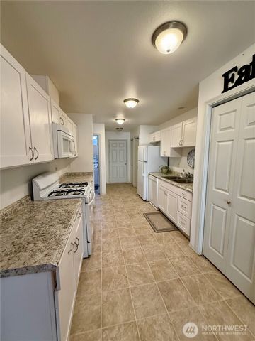 609 Grant Lane SW, Tumwater, WA 98512