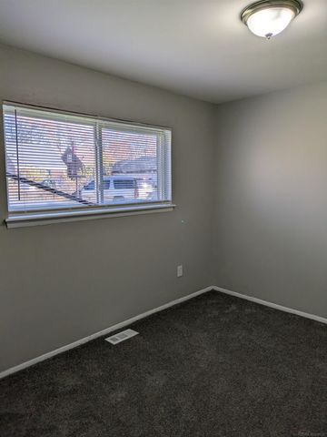 4344 Springle Street, Detroit, MI 48215