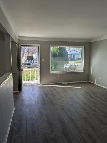 4344 Springle Street, Detroit, MI 48215