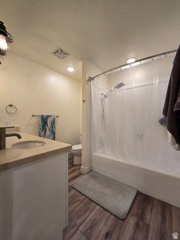 2727 N EDGEWOOD DR, Provo, UT 84604