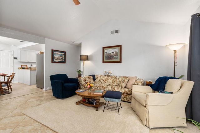 465 Bliss Avenue, Clovis, CA 93611