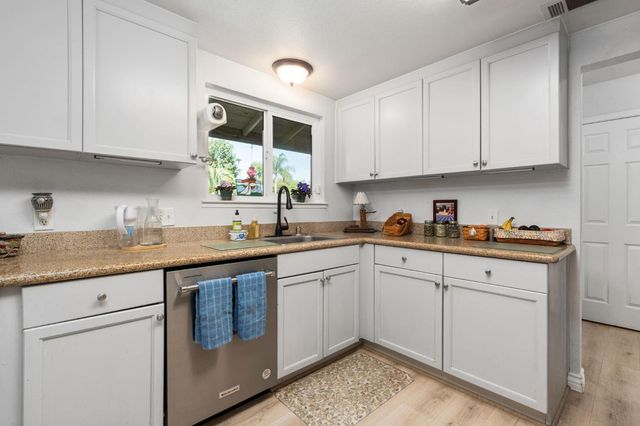 465 Bliss Avenue, Clovis, CA 93611