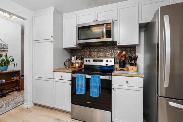 465 Bliss Avenue, Clovis, CA 93611