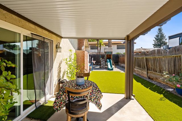 465 Bliss Avenue, Clovis, CA 93611