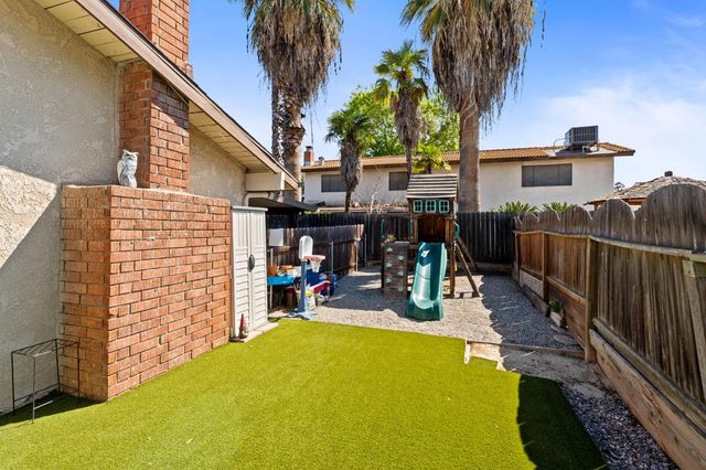 465 Bliss Avenue, Clovis, CA 93611