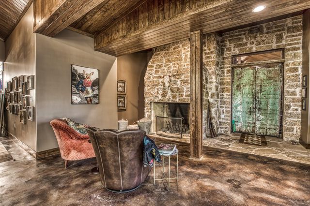 39761 Mesquite Road, Hempstead, TX 77445