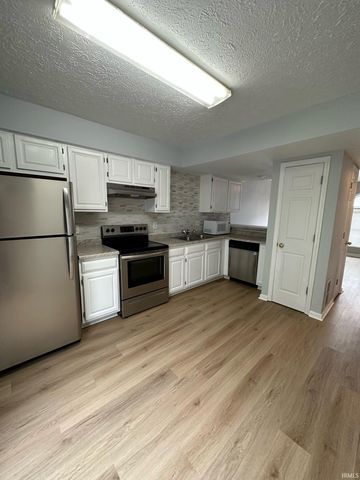 648 E Sherwood Hills Drive, Bloomington, IN 47404