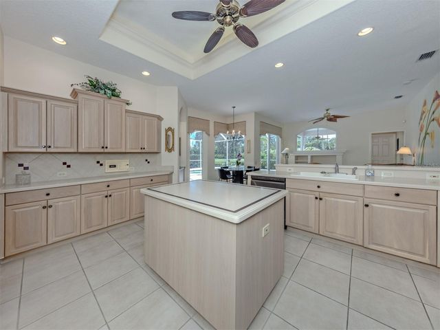 321 WILD PINE WAY, Venice, FL 34292