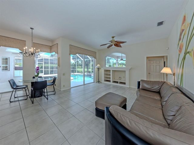 321 WILD PINE WAY, Venice, FL 34292