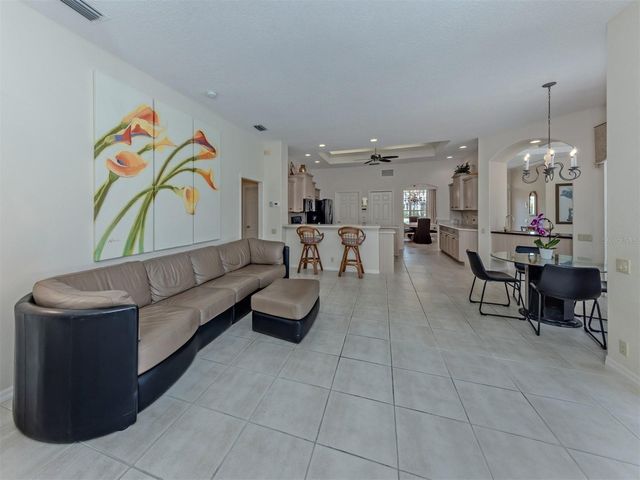 321 WILD PINE WAY, Venice, FL 34292