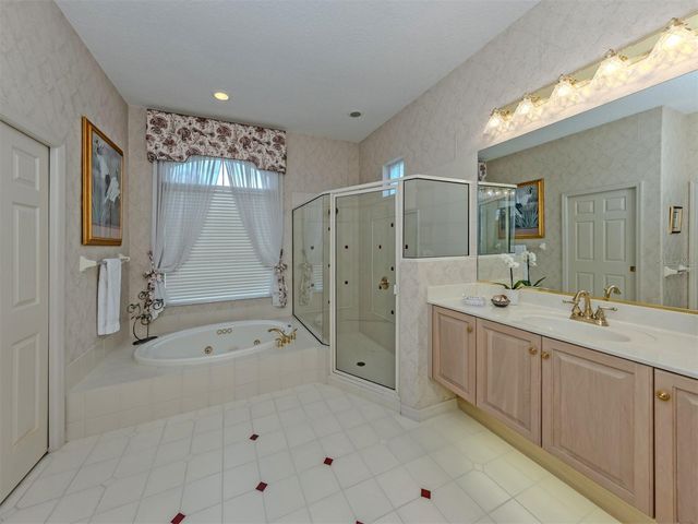 321 WILD PINE WAY, Venice, FL 34292