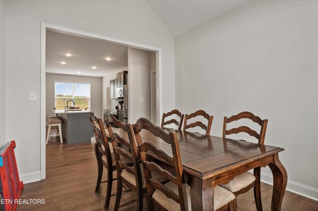 8121 Chapel Hill Lane, Knoxville, TN 37938
