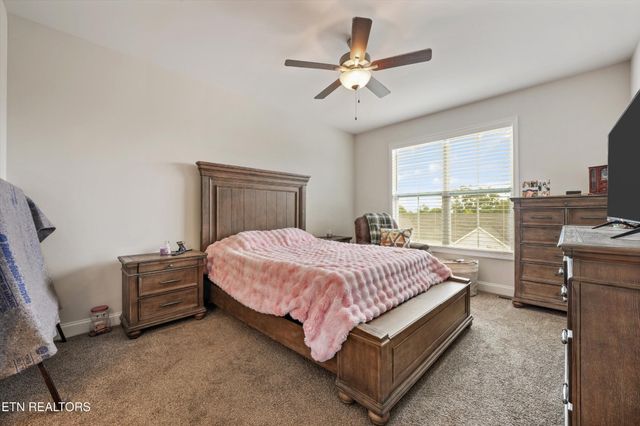 8121 Chapel Hill Lane, Knoxville, TN 37938