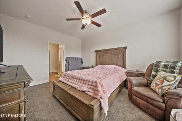 8121 Chapel Hill Lane, Knoxville, TN 37938