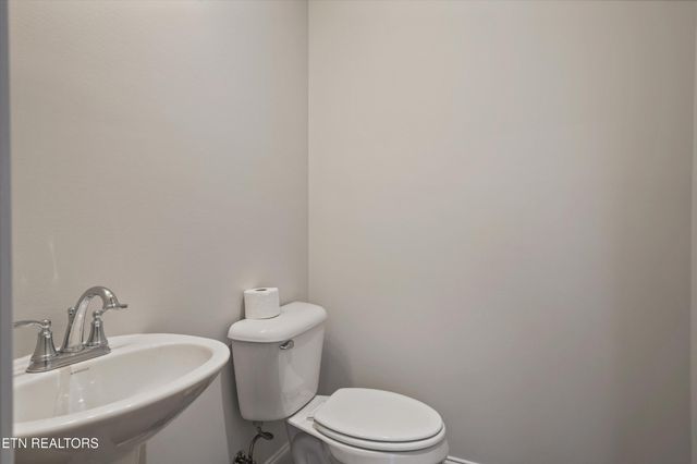 8121 Chapel Hill Lane, Knoxville, TN 37938