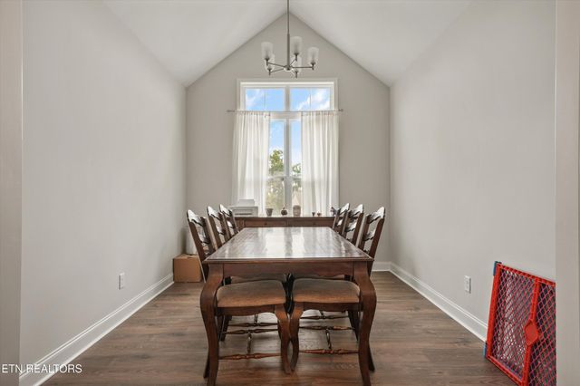 8121 Chapel Hill Lane, Knoxville, TN 37938