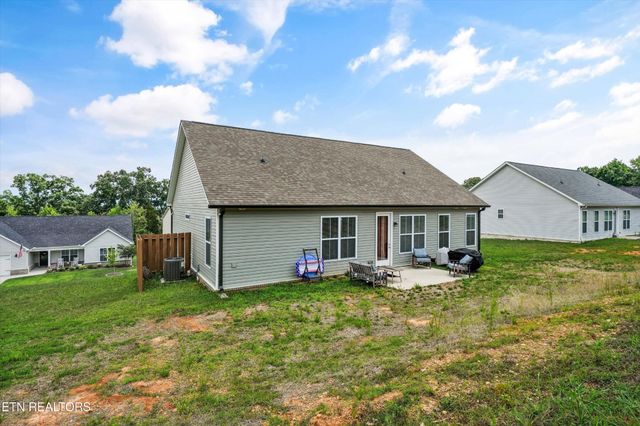 8121 Chapel Hill Lane, Knoxville, TN 37938
