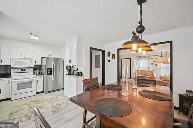 4109 Ashford Green Drive, Duluth, GA 30096