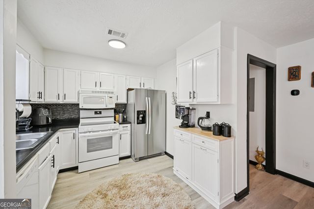 4109 Ashford Green Drive, Duluth, GA 30096