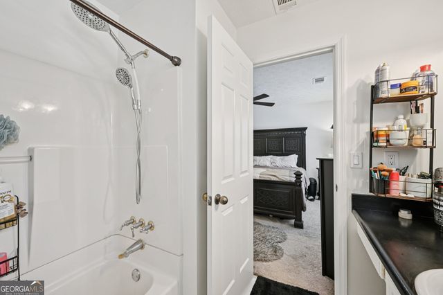 4109 Ashford Green Drive, Duluth, GA 30096